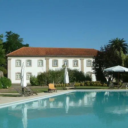 Casa Do Condado De Beiros Bed & Breakfast 3*