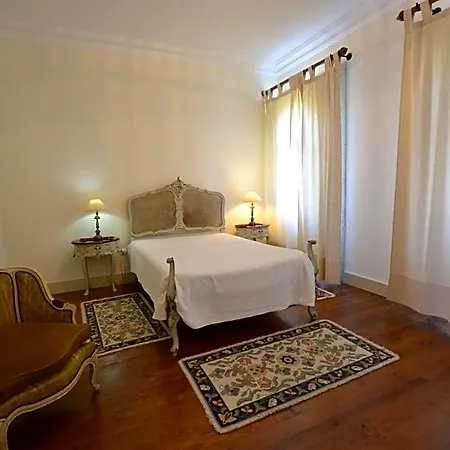 Casa Do Condado De Beiros Bed & Breakfast