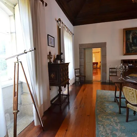 Casa Do Condado De Beiros Bed & Breakfast