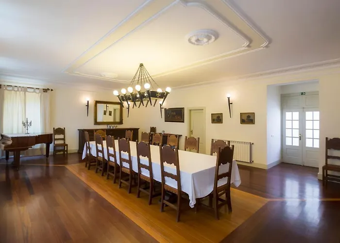 Casa Do Condado De Beiros Oda ve Kahvaltı 3*