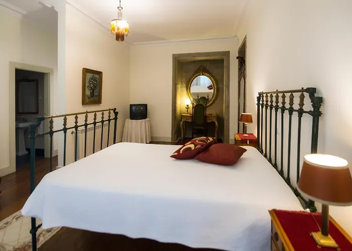 Casa Do Condado De Beiros ベッド・アンド・ブレックファスト