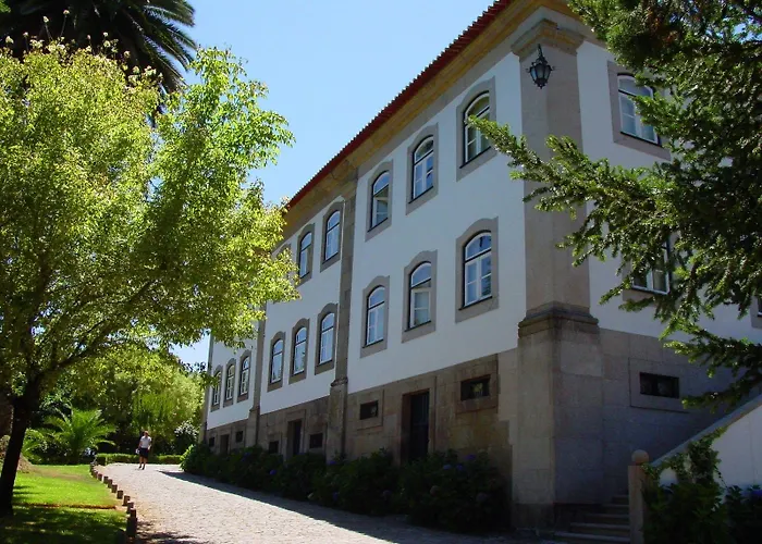 Casa Do Condado De Beiros Oda ve Kahvaltı 3*